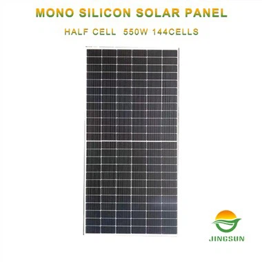Come funziona la funzione di autopulizia su un pannello solare da 680 W?